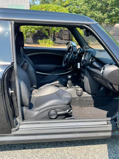 Used MINI Cooper Clubman 2dr Cpe S 2013 | New Beginning Auto Service Inc . Ashland , Massachusetts Used MINI Cooper Clubman 2dr Cpe S 2013 | New Beginning Auto Service Inc . Ashland , Massachusetts