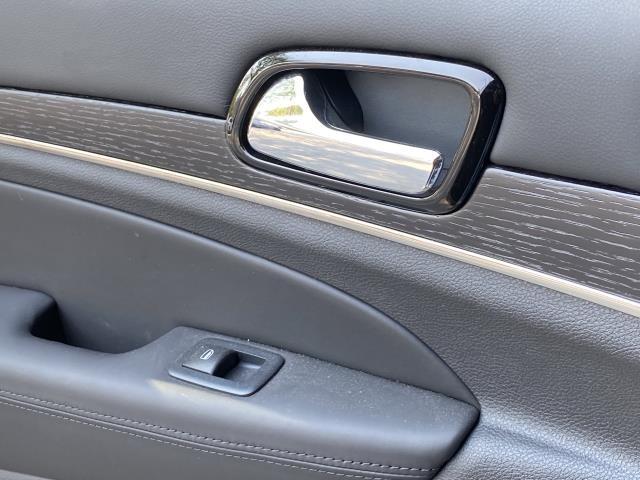 Used Jeep Grand Cherokee High Altitude 2020 | Eastchester Motor Cars. Bronx, New York Used Jeep Grand Cherokee High Altitude 2020 | Eastchester Motor Cars. Bronx, New York