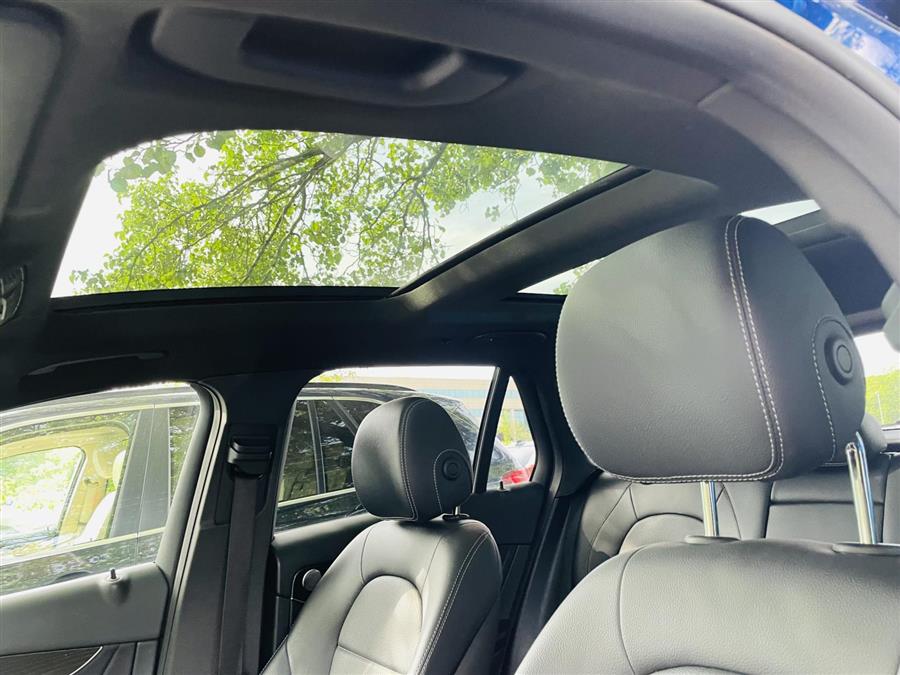 Used Mercedes-Benz GLC GLC 300 4MATIC SUV 2018 | Northshore Motors. Syosset , New York Used Mercedes-Benz GLC GLC 300 4MATIC SUV 2018 | Northshore Motors. Syosset , New York