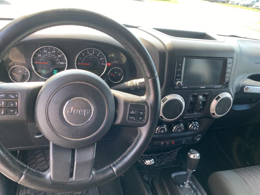Used Jeep Wrangler Unlimited 4WD 4dr Sahara 2012 | Saybrook Auto Barn. Old Saybrook, Connecticut Used Jeep Wrangler Unlimited 4WD 4dr Sahara 2012 | Saybrook Auto Barn. Old Saybrook, Connecticut