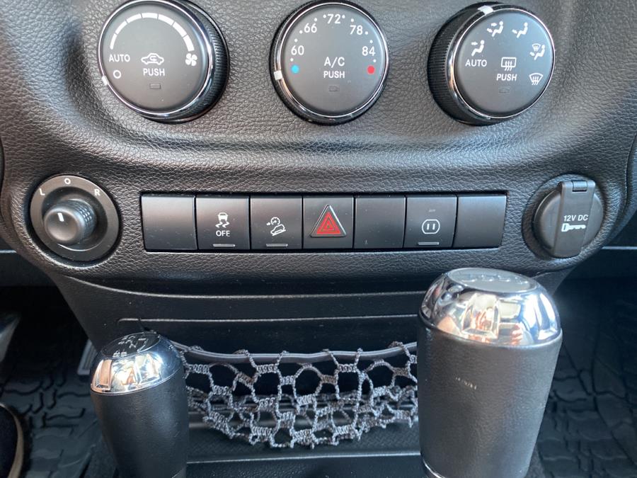 Used Jeep Wrangler Unlimited 4WD 4dr Sahara 2012 | Saybrook Auto Barn. Old Saybrook, Connecticut Used Jeep Wrangler Unlimited 4WD 4dr Sahara 2012 | Saybrook Auto Barn. Old Saybrook, Connecticut