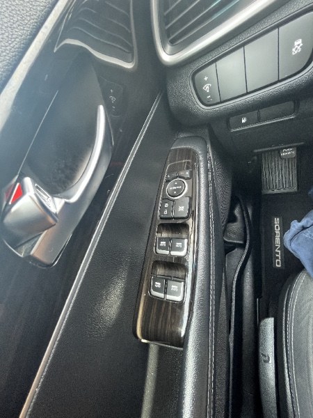 2020 Kia Sorento LX V6 FWD, available for sale in Irvington, New Jersey | NJ Used Cars Center. Irvington, New Jersey 2020 Kia Sorento LX V6 FWD, available for sale in Irvington, New Jersey | NJ Used Cars Center. Irvington, New Jersey