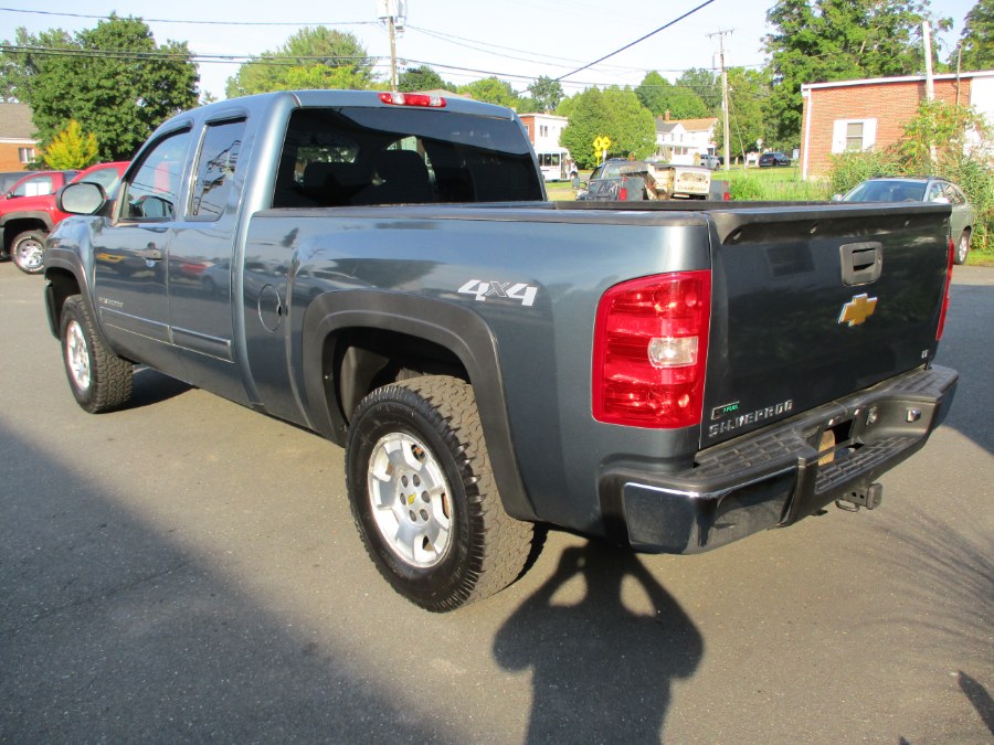2011 Chevrolet Silverado 1500 4WD Ext Cab 143.5" LT, available for sale in Suffield, Connecticut | Suffield Auto LLC. Suffield, Connecticut 2011 Chevrolet Silverado 1500 4WD Ext Cab 143.5" LT, available for sale in Suffield, Connecticut | Suffield Auto LLC. Suffield, Connecticut