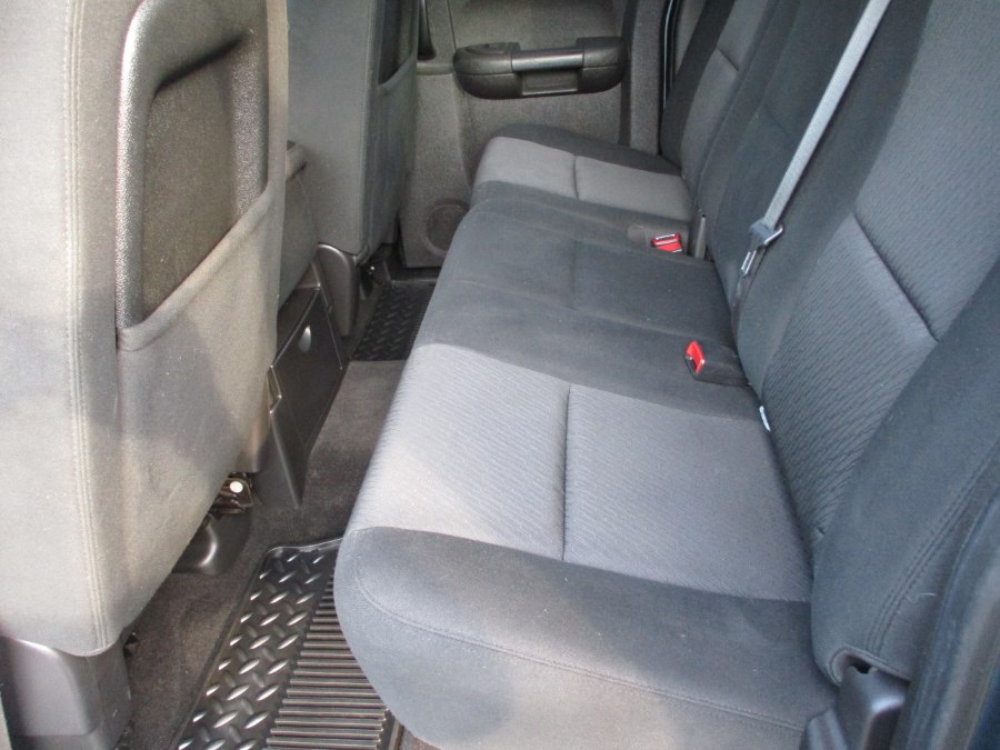 2011 Chevrolet Silverado 1500 4WD Ext Cab 143.5" LT, available for sale in Suffield, Connecticut | Suffield Auto LLC. Suffield, Connecticut 2011 Chevrolet Silverado 1500 4WD Ext Cab 143.5" LT, available for sale in Suffield, Connecticut | Suffield Auto LLC. Suffield, Connecticut