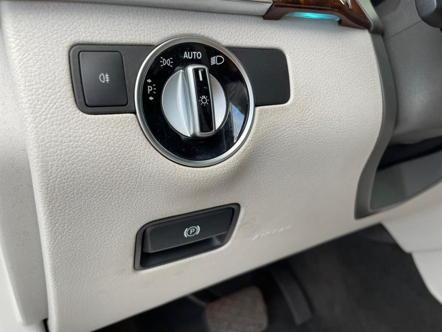 2014 Mercedes-Benz GL-Class 4MATIC 4dr GL550, available for sale in Irvington , New Jersey | Auto Haus of Irvington Corp. Irvington , New Jersey 2014 Mercedes-Benz GL-Class 4MATIC 4dr GL550, available for sale in Irvington , New Jersey | Auto Haus of Irvington Corp. Irvington , New Jersey