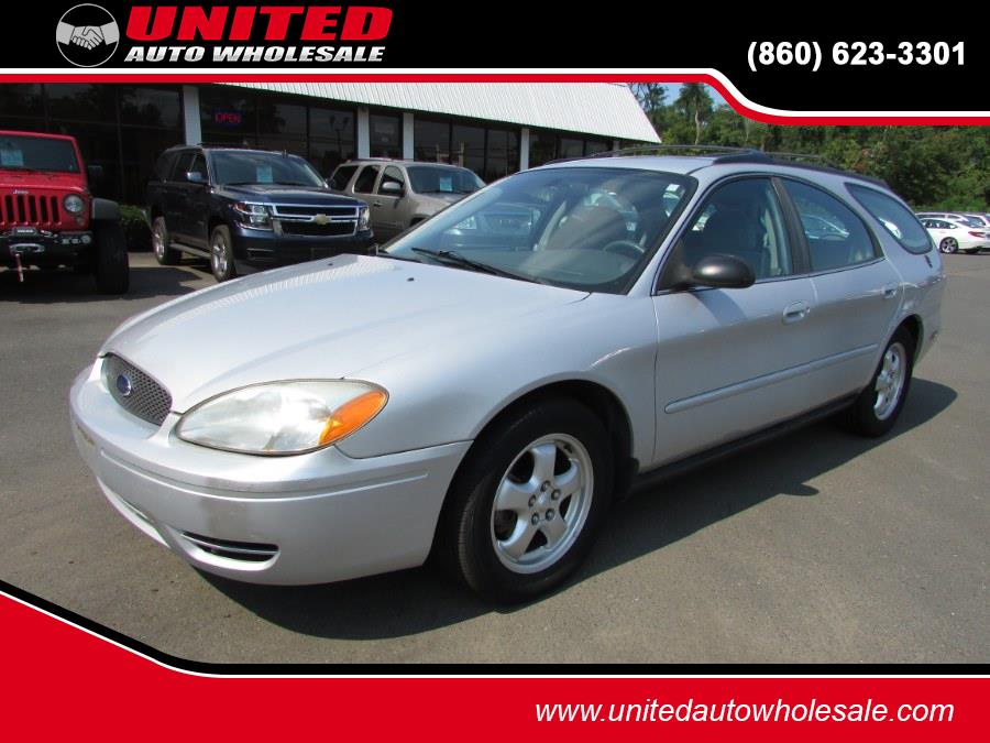 2004 Ford Taurus 4dr Wgn SE, available for sale in East Windsor, CT