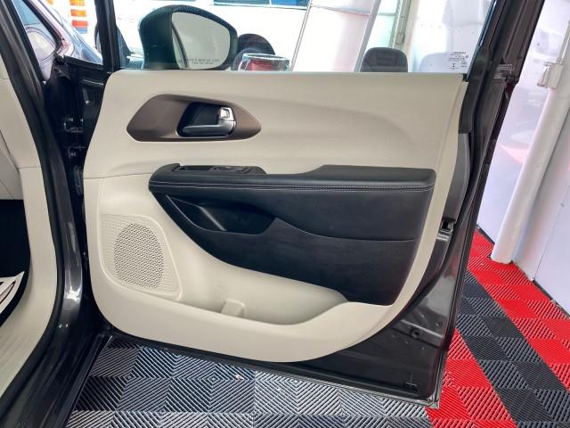 Used Chrysler Voyager LXI 2021 | Queens Auto Mall. Richmond Hill, New York Used Chrysler Voyager LXI 2021 | Queens Auto Mall. Richmond Hill, New York
