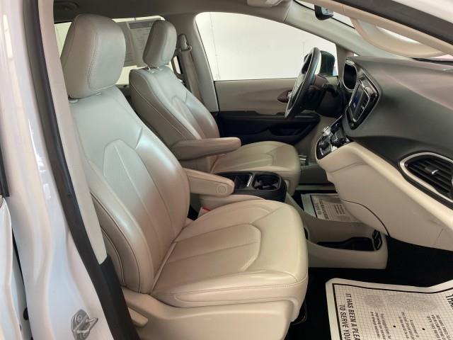 Used Chrysler Voyager LXI 2021 | Queens Auto Mall. Richmond Hill, New York Used Chrysler Voyager LXI 2021 | Queens Auto Mall. Richmond Hill, New York