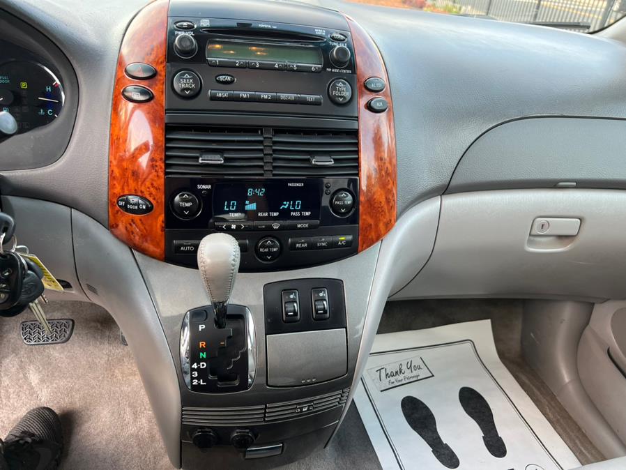 Used Toyota Sienna 5dr 7-Pass Van XLE FWD 2009 | Jordan Auto Sales. Springfield, Massachusetts Used Toyota Sienna 5dr 7-Pass Van XLE FWD 2009 | Jordan Auto Sales. Springfield, Massachusetts