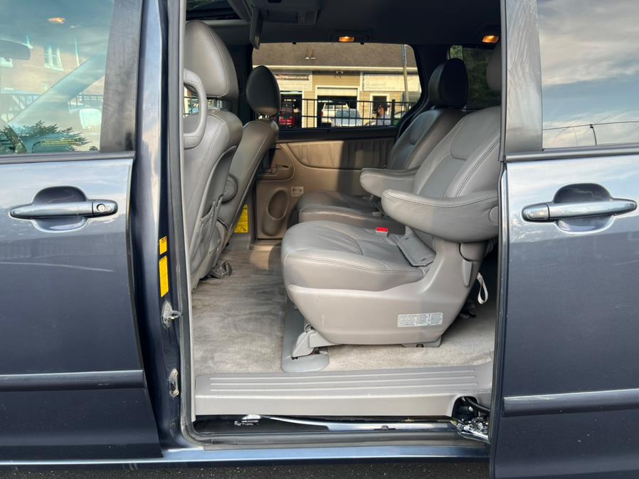Used Toyota Sienna 5dr 7-Pass Van XLE FWD 2009 | Jordan Auto Sales. Springfield, Massachusetts Used Toyota Sienna 5dr 7-Pass Van XLE FWD 2009 | Jordan Auto Sales. Springfield, Massachusetts
