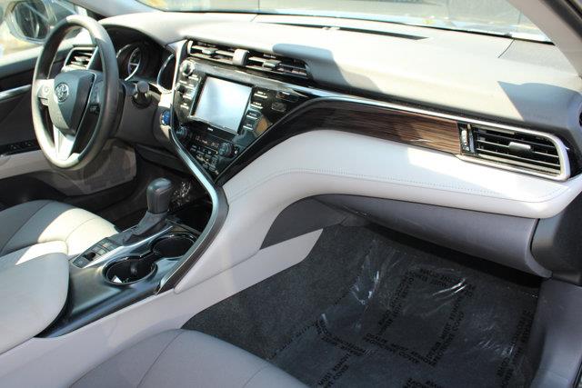 Used Toyota Camry Hybrid LE 2020 | NY Luxury Motors. Elmont, New York Used Toyota Camry Hybrid LE 2020 | NY Luxury Motors. Elmont, New York