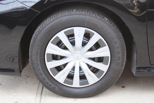 Used Toyota Camry Hybrid LE 2020 | NY Luxury Motors. Elmont, New York Used Toyota Camry Hybrid LE 2020 | NY Luxury Motors. Elmont, New York