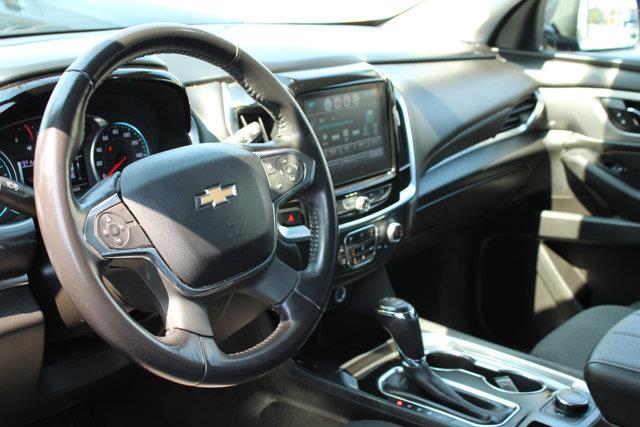 Used Chevrolet Traverse LT Cloth 2019 | NY Luxury Motors. Elmont, New York Used Chevrolet Traverse LT Cloth 2019 | NY Luxury Motors. Elmont, New York