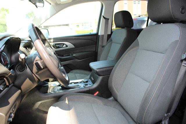Used Chevrolet Traverse LT Cloth 2019 | NY Luxury Motors. Elmont, New York Used Chevrolet Traverse LT Cloth 2019 | NY Luxury Motors. Elmont, New York