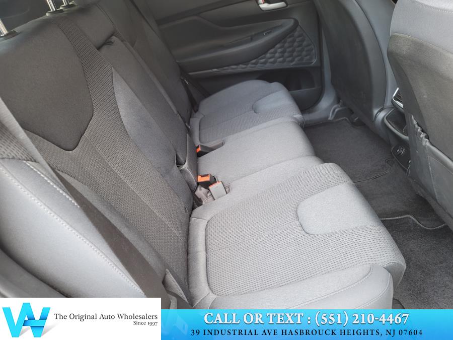 Used Hyundai Santa Fe SE 2.4L Auto AWD 2020 | AW Auto & Truck Wholesalers, Inc. Hasbrouck Heights, New Jersey Used Hyundai Santa Fe SE 2.4L Auto AWD 2020 | AW Auto & Truck Wholesalers, Inc. Hasbrouck Heights, New Jersey