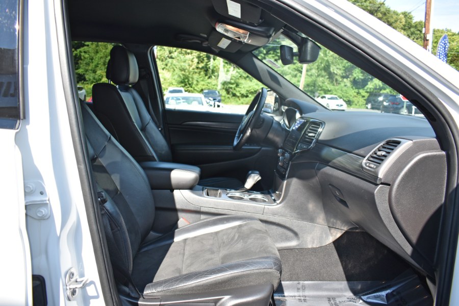 Used Jeep Grand Cherokee Altitude 4x4 2019 | Highline Car Connection. Waterbury, Connecticut Used Jeep Grand Cherokee Altitude 4x4 2019 | Highline Car Connection. Waterbury, Connecticut