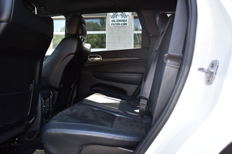Used Jeep Grand Cherokee Altitude 4x4 2019 | Highline Car Connection. Waterbury, Connecticut Used Jeep Grand Cherokee Altitude 4x4 2019 | Highline Car Connection. Waterbury, Connecticut
