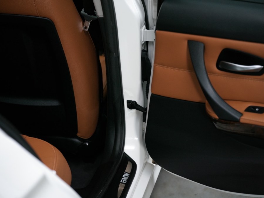 2011 BMW 3 Series 4dr Sdn 328i xDrive AWD SULEV South Africa, available for sale in North Salem, New York | Meccanic Shop North Inc. North Salem, New York 2011 BMW 3 Series 4dr Sdn 328i xDrive AWD SULEV South Africa, available for sale in North Salem, New York | Meccanic Shop North Inc. North Salem, New York