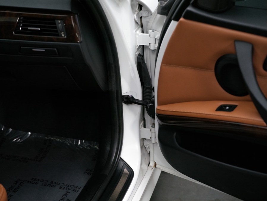 2011 BMW 3 Series 4dr Sdn 328i xDrive AWD SULEV South Africa, available for sale in North Salem, New York | Meccanic Shop North Inc. North Salem, New York 2011 BMW 3 Series 4dr Sdn 328i xDrive AWD SULEV South Africa, available for sale in North Salem, New York | Meccanic Shop North Inc. North Salem, New York