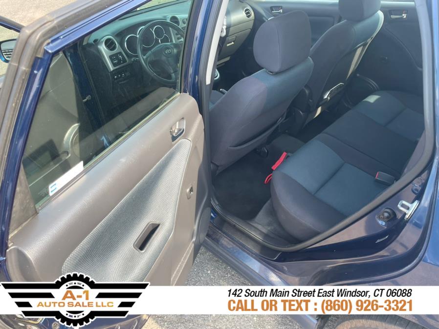 Used Toyota Matrix 5dr Wgn XR Auto AWD 2005 | A1 Auto Sale LLC. East Windsor, Connecticut Used Toyota Matrix 5dr Wgn XR Auto AWD 2005 | A1 Auto Sale LLC. East Windsor, Connecticut