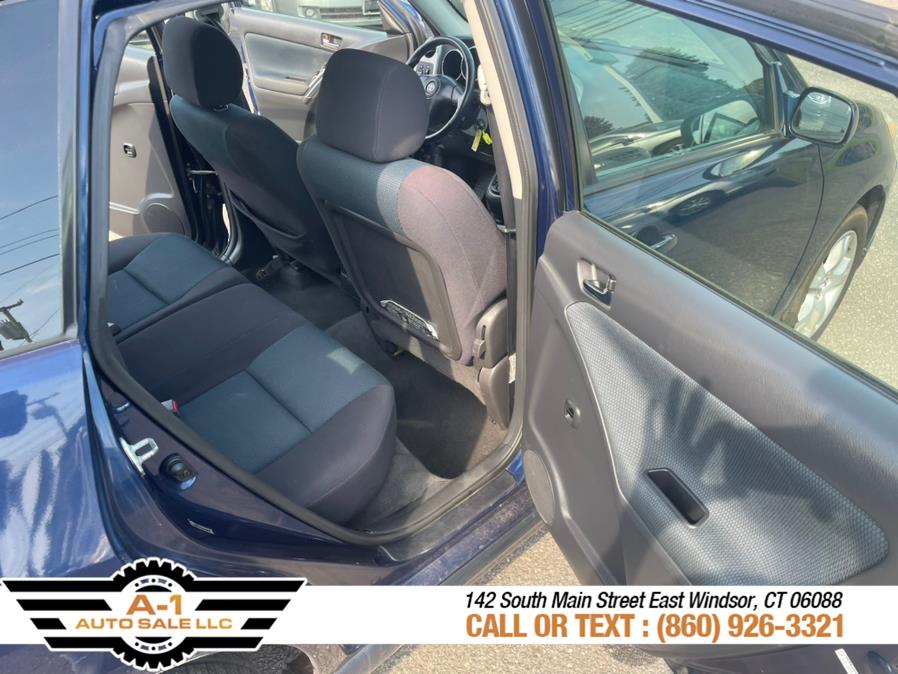 Used Toyota Matrix 5dr Wgn XR Auto AWD 2005 | A1 Auto Sale LLC. East Windsor, Connecticut Used Toyota Matrix 5dr Wgn XR Auto AWD 2005 | A1 Auto Sale LLC. East Windsor, Connecticut