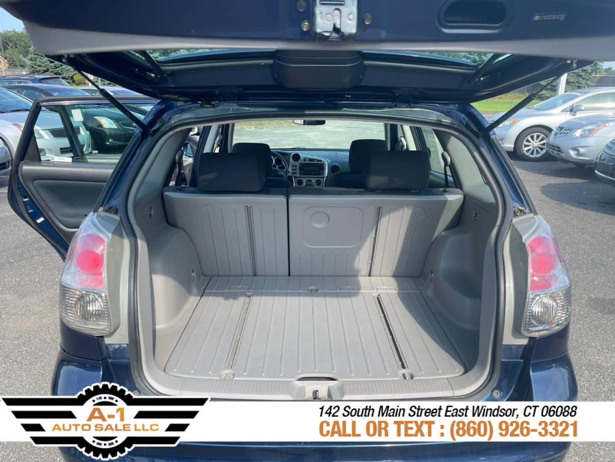 Used Toyota Matrix 5dr Wgn XR Auto AWD 2005 | A1 Auto Sale LLC. East Windsor, Connecticut Used Toyota Matrix 5dr Wgn XR Auto AWD 2005 | A1 Auto Sale LLC. East Windsor, Connecticut