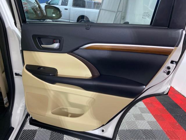 Used Toyota Highlander Limited Platinum 2019 | Queens Auto Mall. Richmond Hill, New York Used Toyota Highlander Limited Platinum 2019 | Queens Auto Mall. Richmond Hill, New York