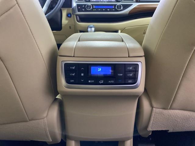 Used Toyota Highlander Limited Platinum 2019 | Queens Auto Mall. Richmond Hill, New York Used Toyota Highlander Limited Platinum 2019 | Queens Auto Mall. Richmond Hill, New York