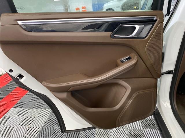 Used Porsche Macan S 2016 | Queens Auto Mall. Richmond Hill, New York Used Porsche Macan S 2016 | Queens Auto Mall. Richmond Hill, New York