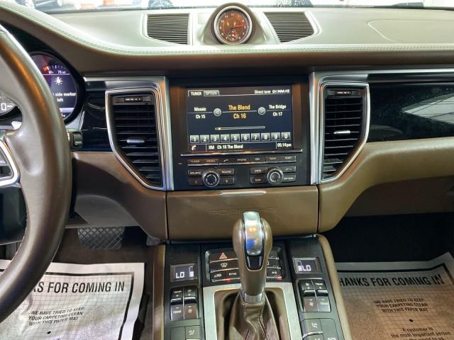 Used Porsche Macan S 2016 | Queens Auto Mall. Richmond Hill, New York Used Porsche Macan S 2016 | Queens Auto Mall. Richmond Hill, New York