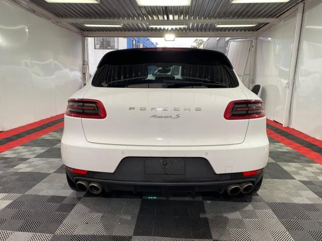 Used Porsche Macan S 2016 | Queens Auto Mall. Richmond Hill, New York Used Porsche Macan S 2016 | Queens Auto Mall. Richmond Hill, New York