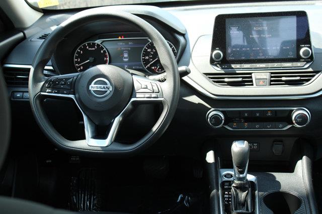 Used Nissan Altima 2.5 S 2020 | NY Luxury Motors. Elmont, New York Used Nissan Altima 2.5 S 2020 | NY Luxury Motors. Elmont, New York