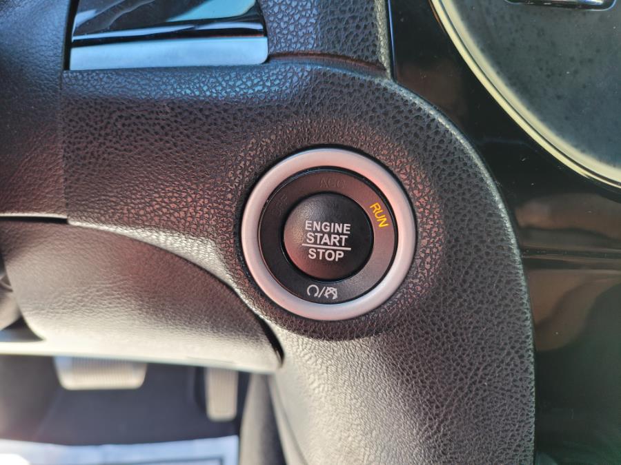 2019 Chrysler 300 300S AWD, available for sale in Irvington, New Jersey | Elis Motors Corp. Irvington, New Jersey 2019 Chrysler 300 300S AWD, available for sale in Irvington, New Jersey | Elis Motors Corp. Irvington, New Jersey