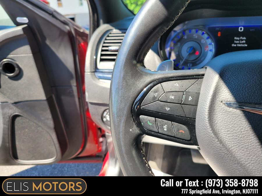2019 Chrysler 300 300S AWD, available for sale in Irvington, New Jersey | Elis Motors Corp. Irvington, New Jersey 2019 Chrysler 300 300S AWD, available for sale in Irvington, New Jersey | Elis Motors Corp. Irvington, New Jersey