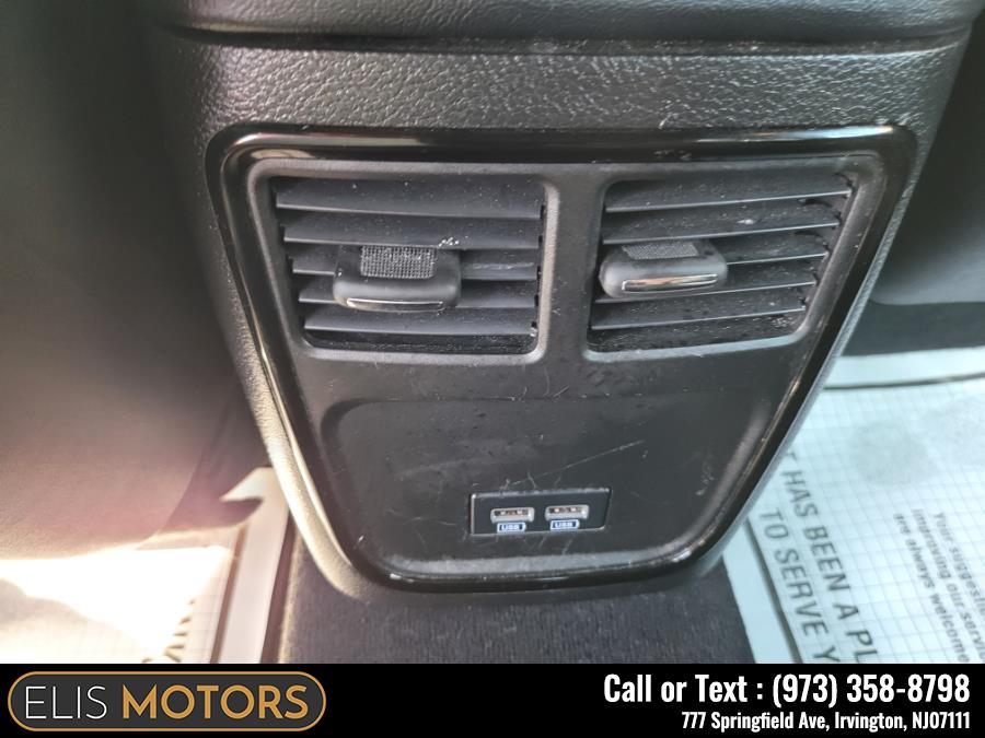 2019 Chrysler 300 300S AWD, available for sale in Irvington, New Jersey | Elis Motors Corp. Irvington, New Jersey 2019 Chrysler 300 300S AWD, available for sale in Irvington, New Jersey | Elis Motors Corp. Irvington, New Jersey