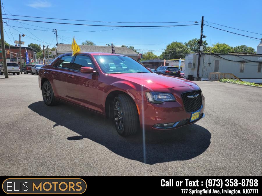 2019 Chrysler 300 300S AWD, available for sale in Irvington, New Jersey | Elis Motors Corp. Irvington, New Jersey 2019 Chrysler 300 300S AWD, available for sale in Irvington, New Jersey | Elis Motors Corp. Irvington, New Jersey