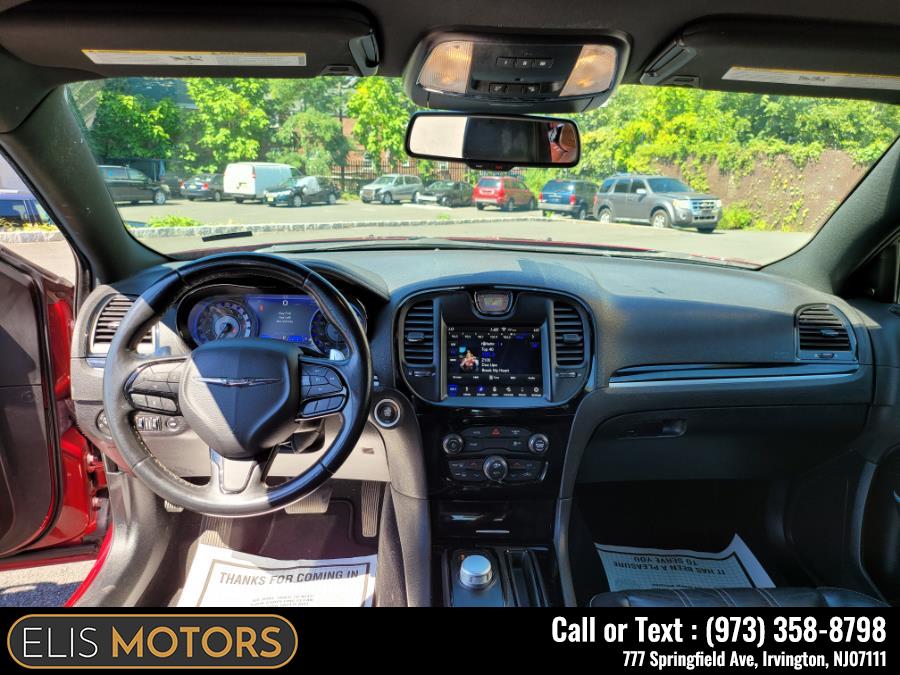 2019 Chrysler 300 300S AWD, available for sale in Irvington, New Jersey | Elis Motors Corp. Irvington, New Jersey 2019 Chrysler 300 300S AWD, available for sale in Irvington, New Jersey | Elis Motors Corp. Irvington, New Jersey