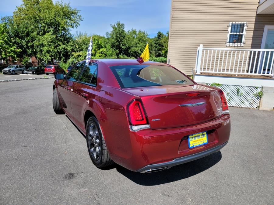 2019 Chrysler 300 300S AWD, available for sale in Irvington, New Jersey | Elis Motors Corp. Irvington, New Jersey 2019 Chrysler 300 300S AWD, available for sale in Irvington, New Jersey | Elis Motors Corp. Irvington, New Jersey