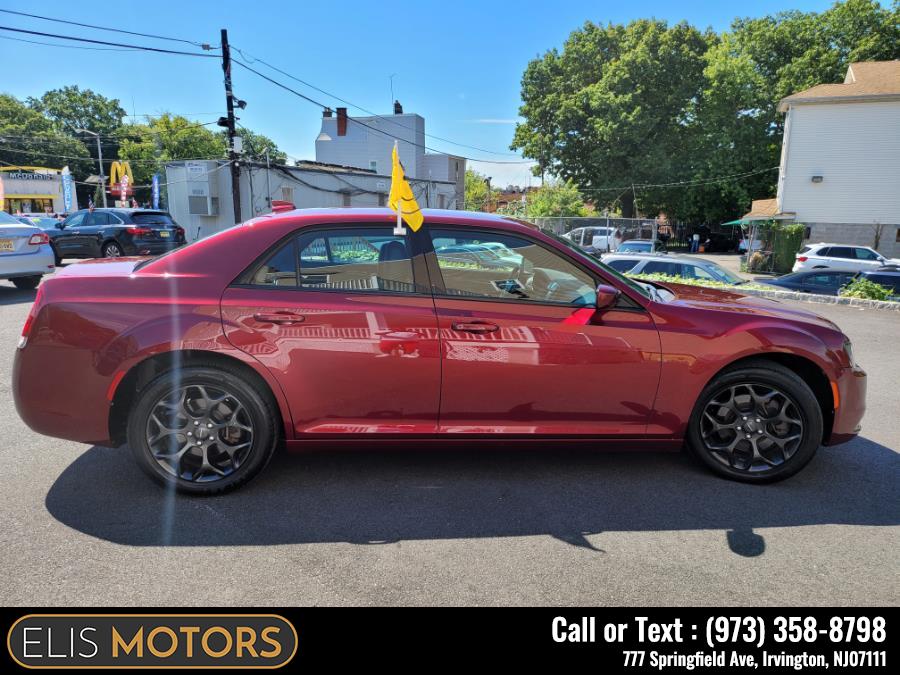 2019 Chrysler 300 300S AWD, available for sale in Irvington, New Jersey | Elis Motors Corp. Irvington, New Jersey 2019 Chrysler 300 300S AWD, available for sale in Irvington, New Jersey | Elis Motors Corp. Irvington, New Jersey