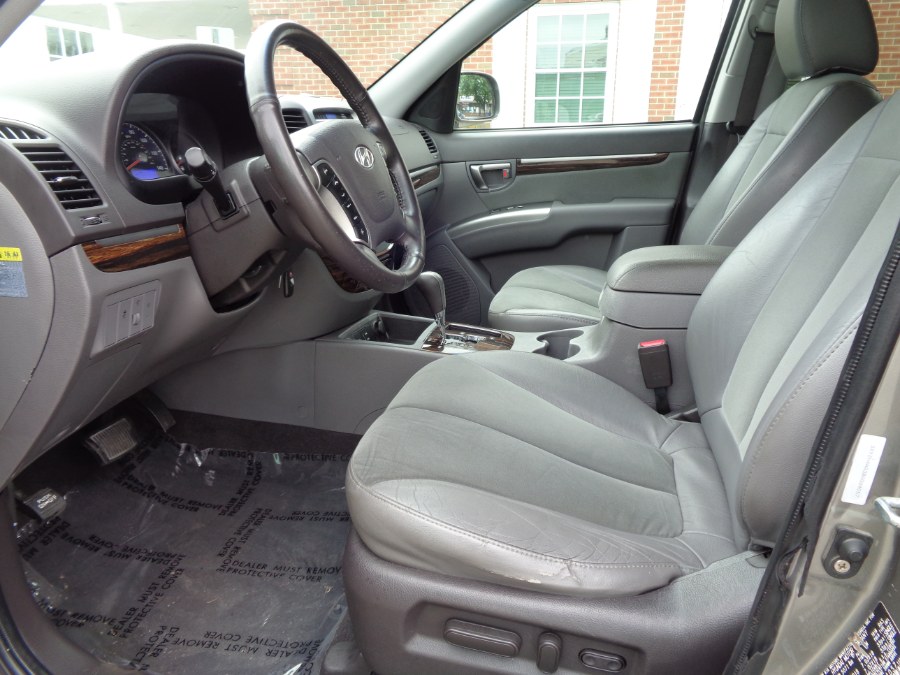 2011 Hyundai Santa Fe FWD 4dr V6 Auto SE, available for sale in Valley Stream, New York | NY Auto Traders. Valley Stream, New York 2011 Hyundai Santa Fe FWD 4dr V6 Auto SE, available for sale in Valley Stream, New York | NY Auto Traders. Valley Stream, New York