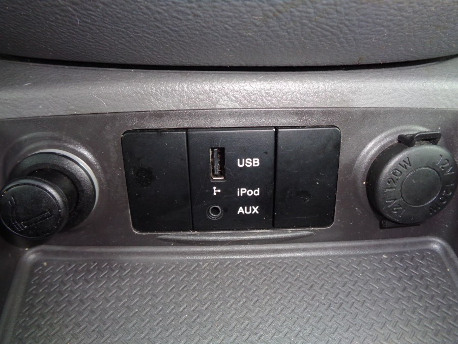 2011 Hyundai Santa Fe FWD 4dr V6 Auto SE, available for sale in Valley Stream, New York | NY Auto Traders. Valley Stream, New York 2011 Hyundai Santa Fe FWD 4dr V6 Auto SE, available for sale in Valley Stream, New York | NY Auto Traders. Valley Stream, New York