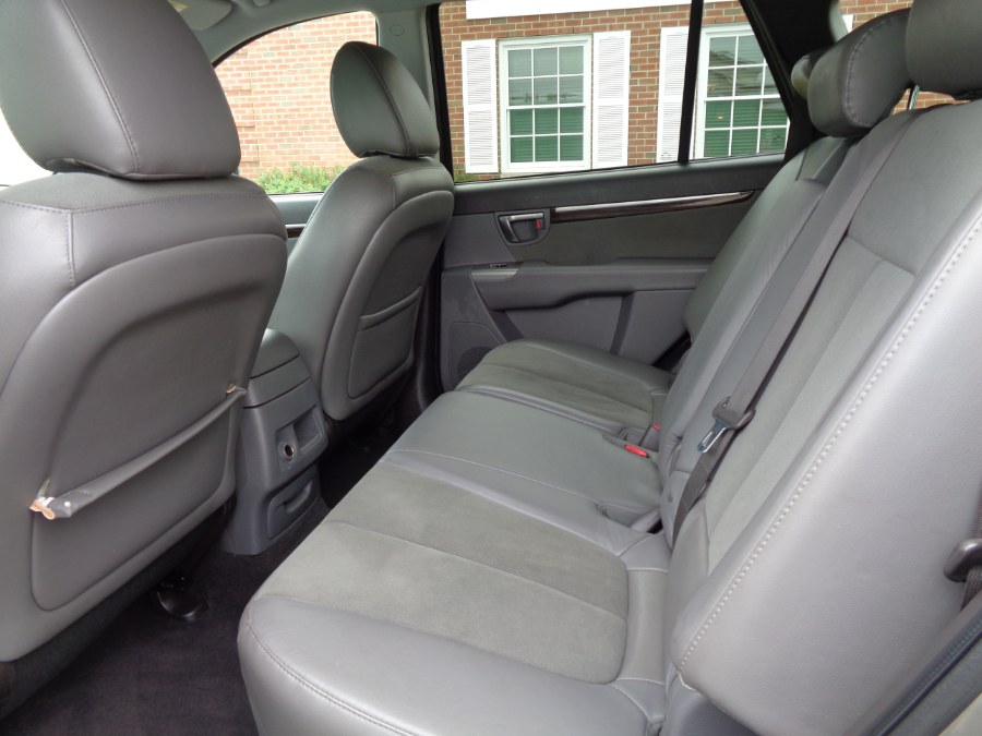 2011 Hyundai Santa Fe FWD 4dr V6 Auto SE, available for sale in Valley Stream, New York | NY Auto Traders. Valley Stream, New York 2011 Hyundai Santa Fe FWD 4dr V6 Auto SE, available for sale in Valley Stream, New York | NY Auto Traders. Valley Stream, New York