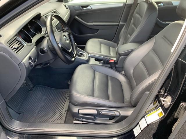 2017 Volkswagen Jetta 1.4T SE, available for sale in Forestville, Maryland | Valentine Motor Company. Forestville, Maryland 2017 Volkswagen Jetta 1.4T SE, available for sale in Forestville, Maryland | Valentine Motor Company. Forestville, Maryland