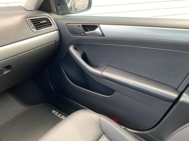2017 Volkswagen Jetta 1.4T SE, available for sale in Forestville, Maryland | Valentine Motor Company. Forestville, Maryland 2017 Volkswagen Jetta 1.4T SE, available for sale in Forestville, Maryland | Valentine Motor Company. Forestville, Maryland