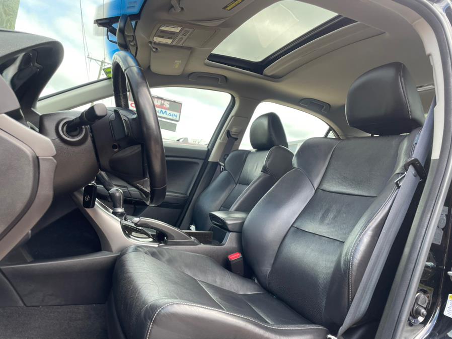 2011 Acura TSX 4dr Sdn I4 Auto Tech Pkg, available for sale in Manchester, Connecticut | Carsonmain LLC. Manchester, Connecticut 2011 Acura TSX 4dr Sdn I4 Auto Tech Pkg, available for sale in Manchester, Connecticut | Carsonmain LLC. Manchester, Connecticut