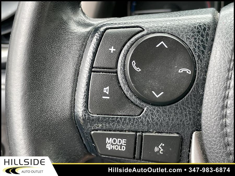 Used Toyota Rav4 XLE 2017 | Hillside Auto Outlet. Jamaica, New York Used Toyota Rav4 XLE 2017 | Hillside Auto Outlet. Jamaica, New York