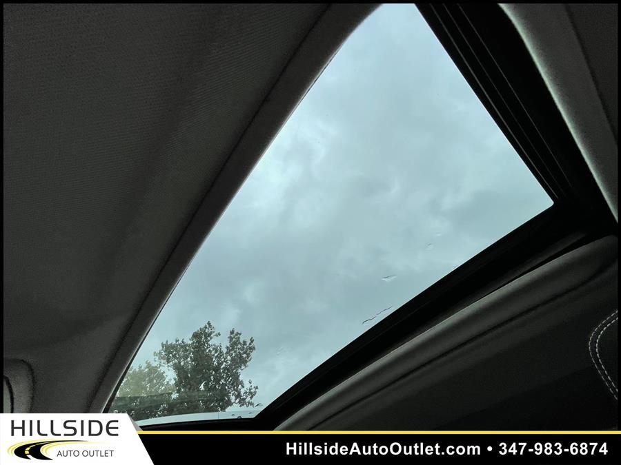 Used Toyota Rav4 XLE 2017 | Hillside Auto Outlet. Jamaica, New York Used Toyota Rav4 XLE 2017 | Hillside Auto Outlet. Jamaica, New York