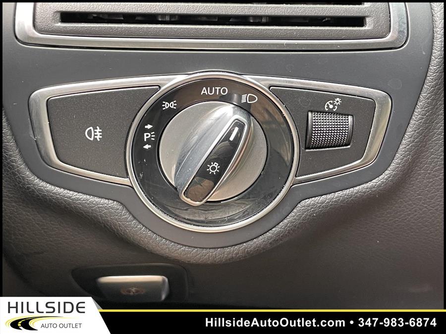 Used Mercedes-benz C-class C 300 2015 | Hillside Auto Outlet. Jamaica, New York Used Mercedes-benz C-class C 300 2015 | Hillside Auto Outlet. Jamaica, New York