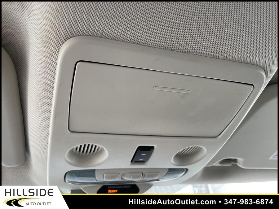 Used Ford Ecosport SES 2018 | Hillside Auto Outlet. Jamaica, New York Used Ford Ecosport SES 2018 | Hillside Auto Outlet. Jamaica, New York