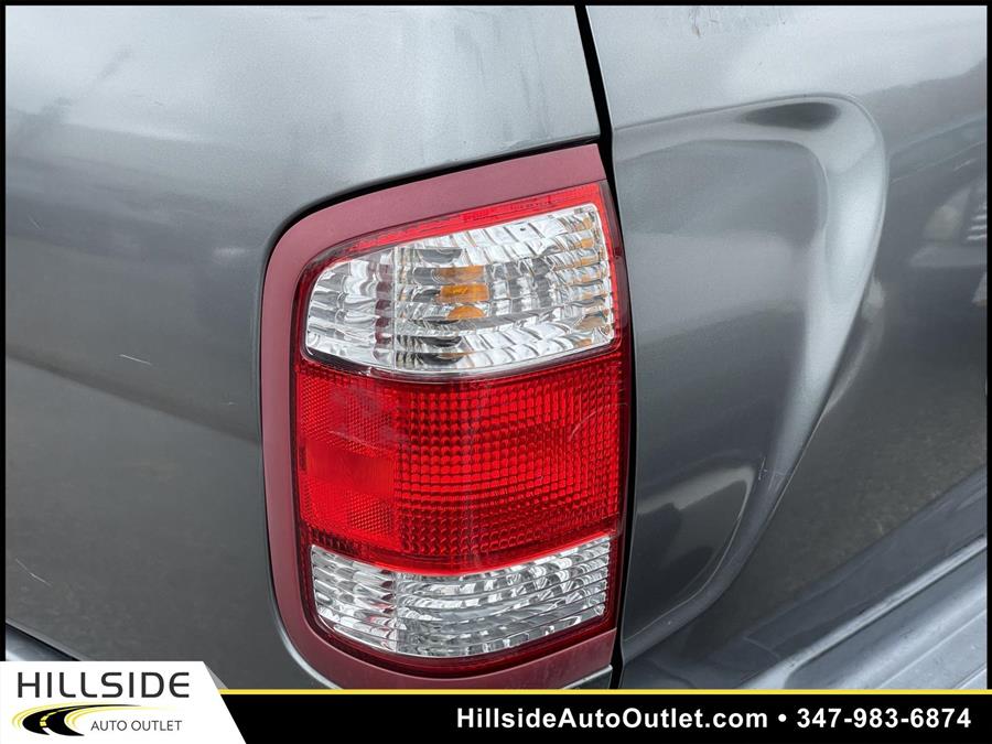Used Nissan Pathfinder LE 2004 | Hillside Auto Outlet. Jamaica, New York Used Nissan Pathfinder LE 2004 | Hillside Auto Outlet. Jamaica, New York
